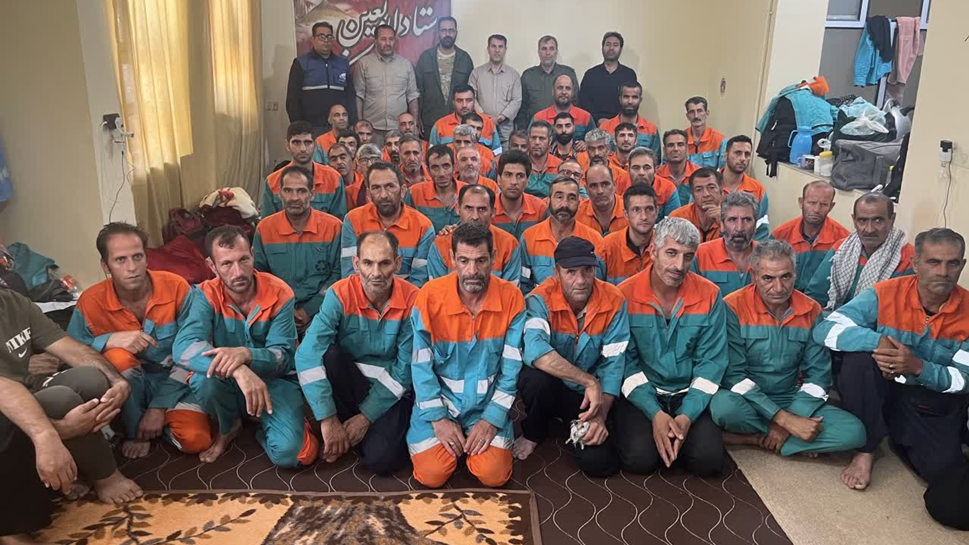 دیدار مدیرکل پدافند غیرعامل و مسئول ستاد اربعین استان در مقر مهران با عوامل خدمات شهری شهرداری اراک در مهران