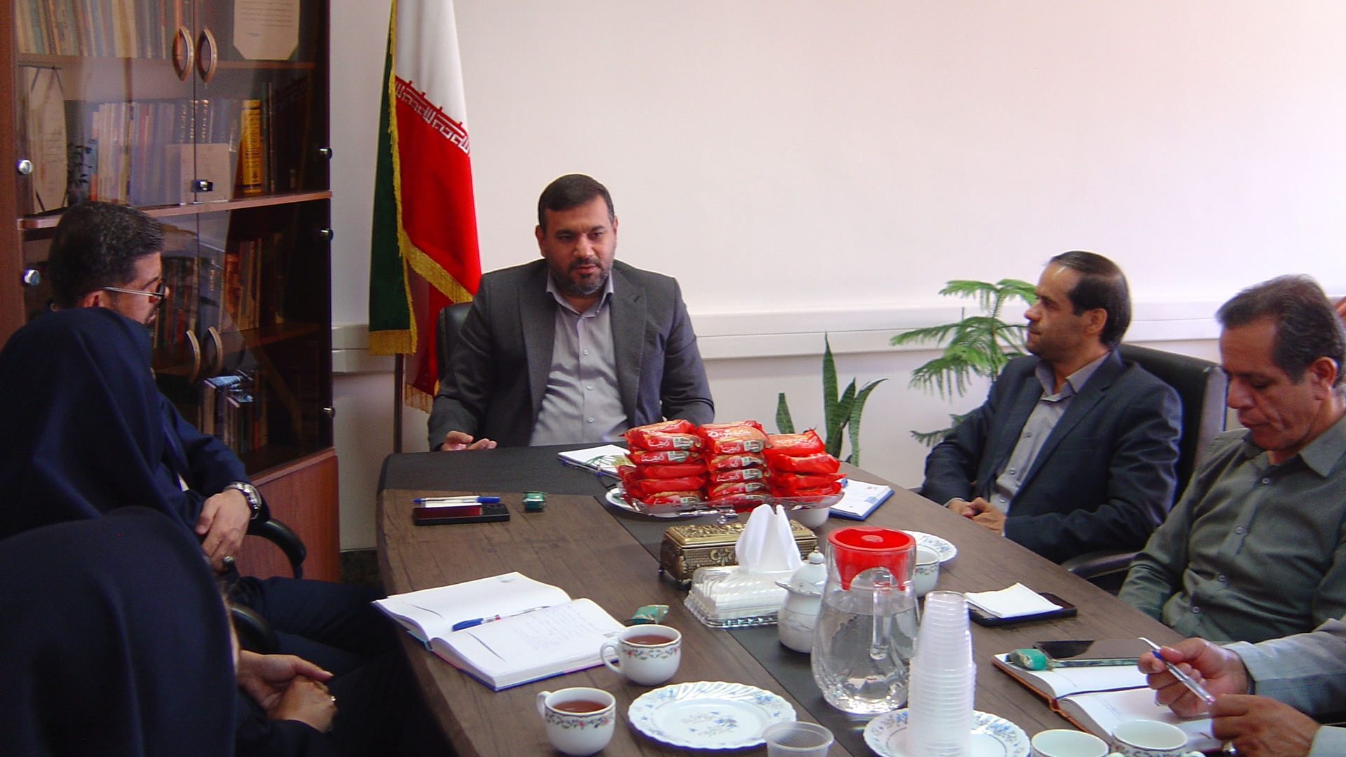 جلسه داخلی همکاران اداره کل امنیتی و انتظامی به ریاست آقای برنج زاده مدیرکل امنیتی و انتظامی برگزار گردید.