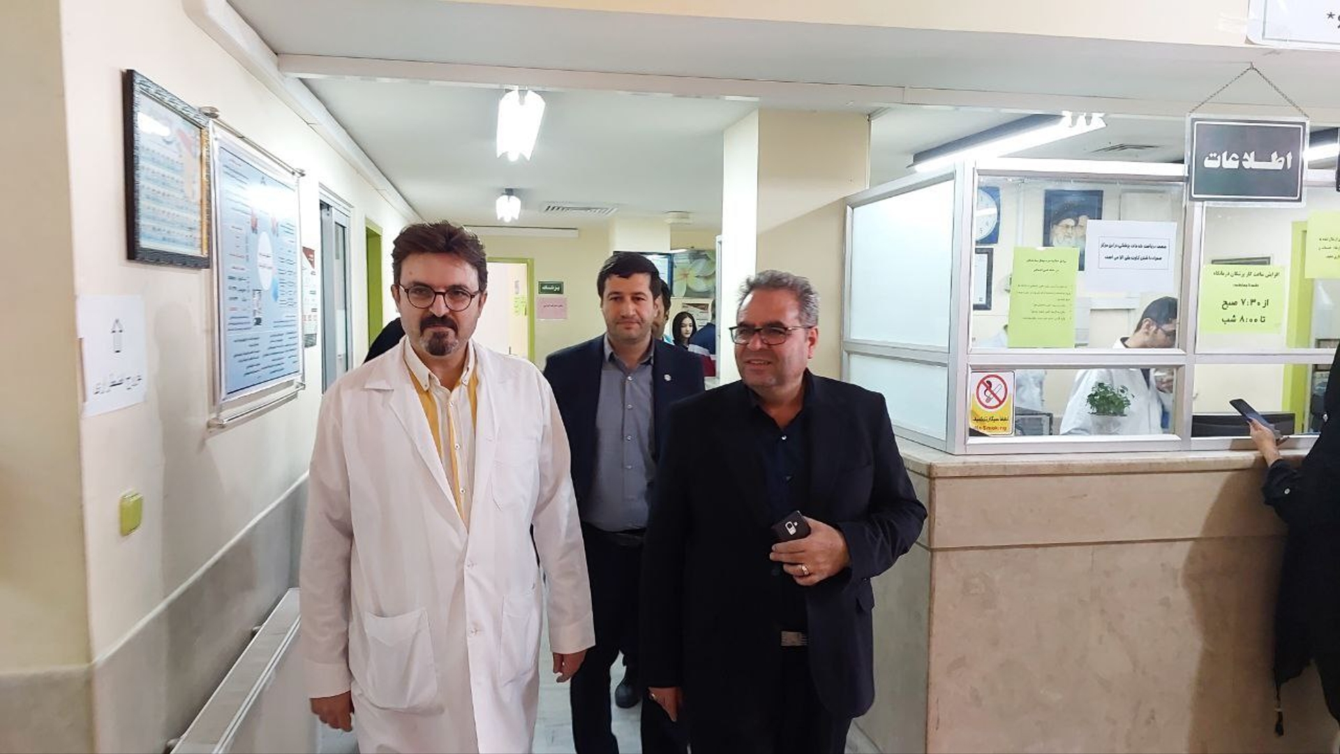 فرماندار شهرستان محلات به مناسبت هفته تأمین اجتماعی از اداره تأمین اجتماعی شهرستان بازدید کرد.