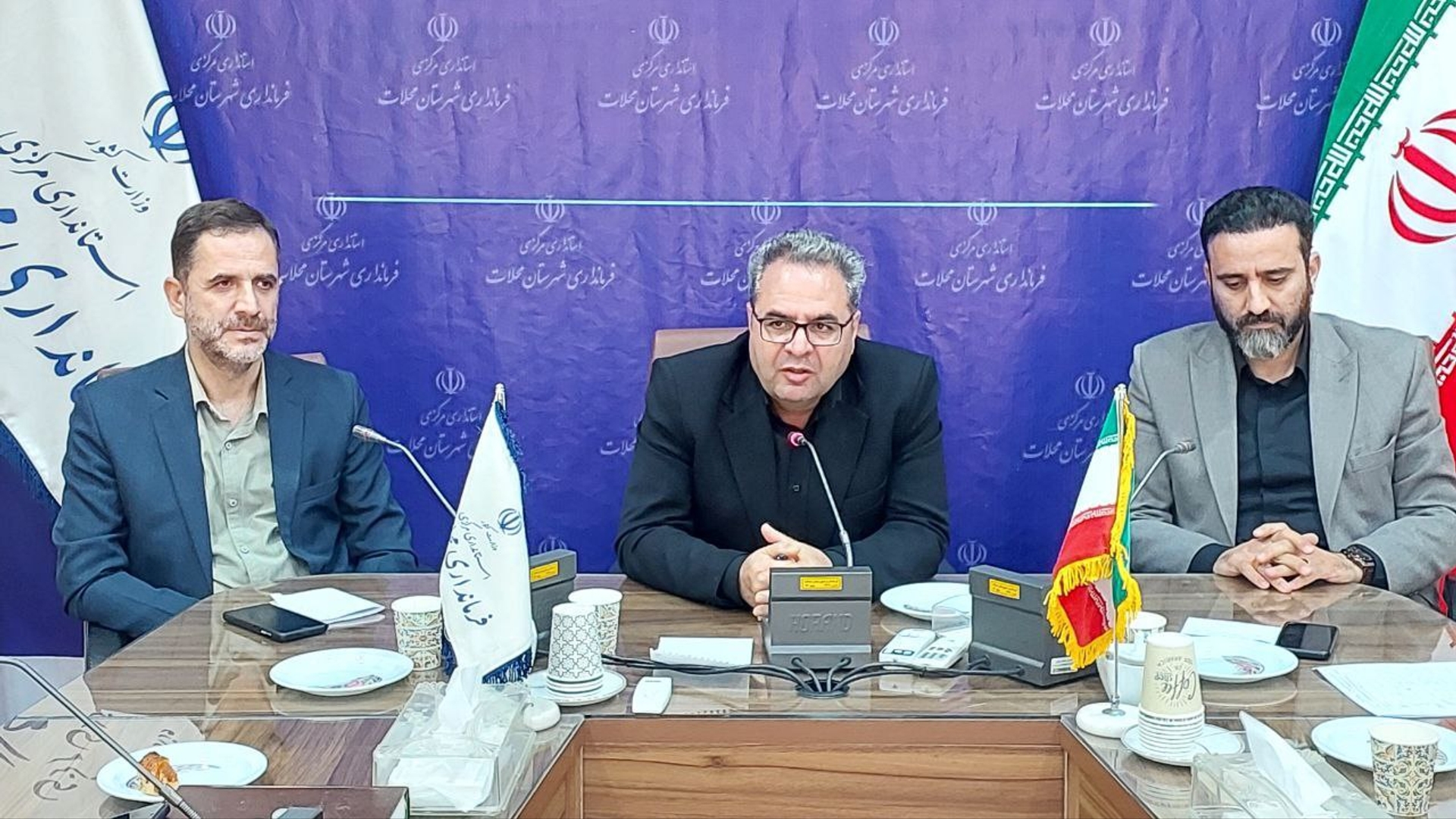 مراسم تجلیل از خبرنگاران و فعالان فضای مجازی در محلات برگزار شد