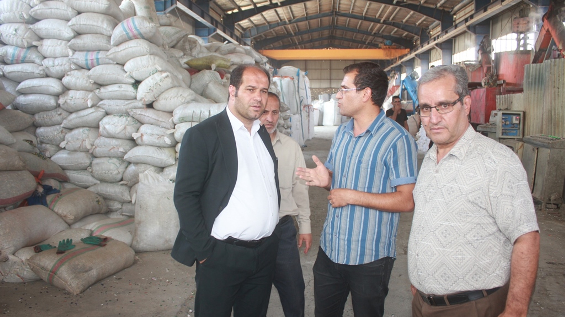 فرماندار از شرکت دیبا پلیمر پارسیان خمین بازدید کرد