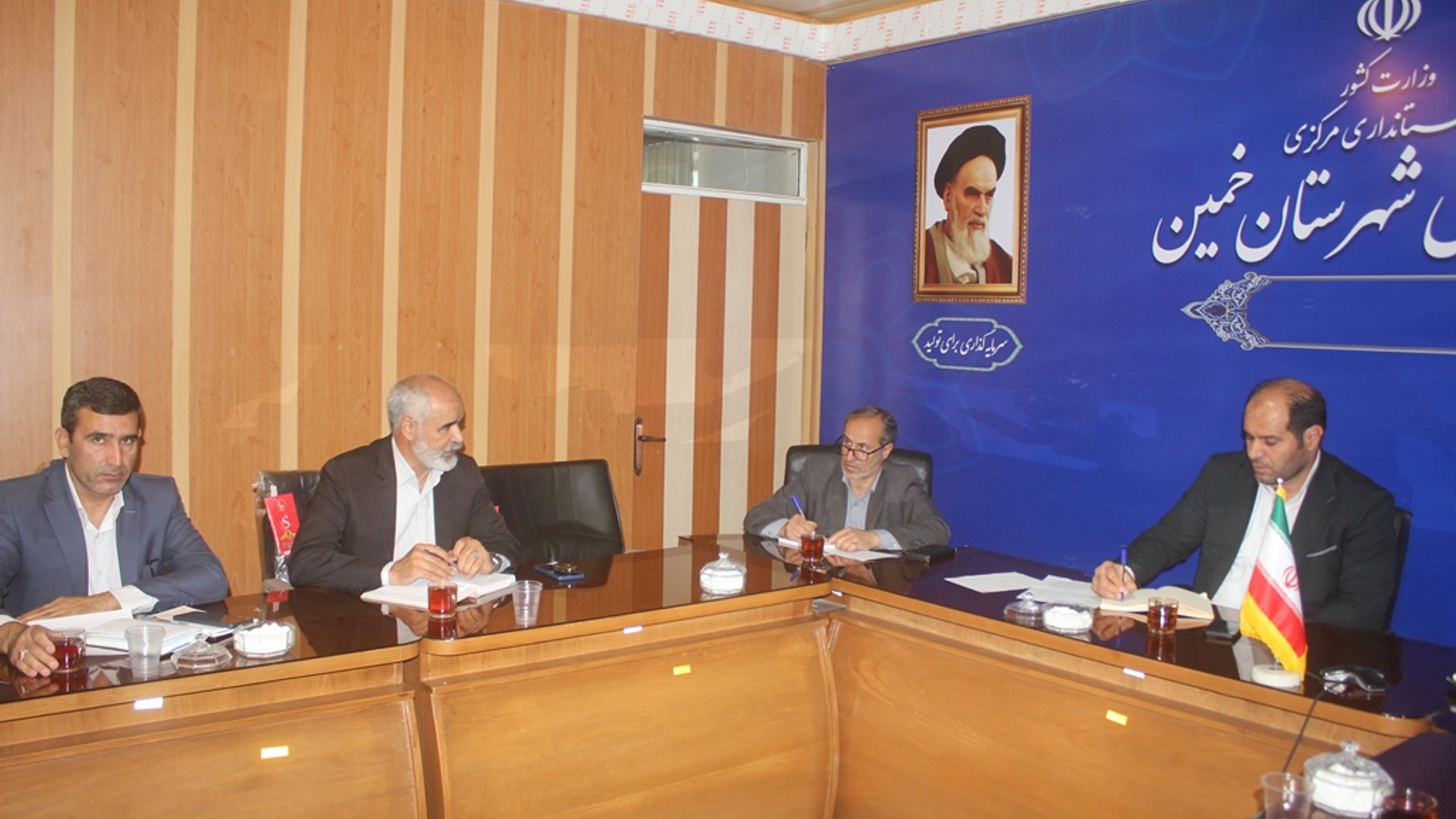 دومین جلسه کمیسیون دانشجویی شهرستان خمین برگزار شد