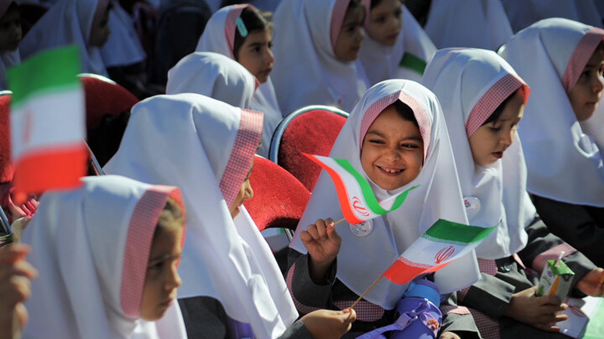 برگزاری جشن شکوفه‌ها در مدارس استان مرکزی