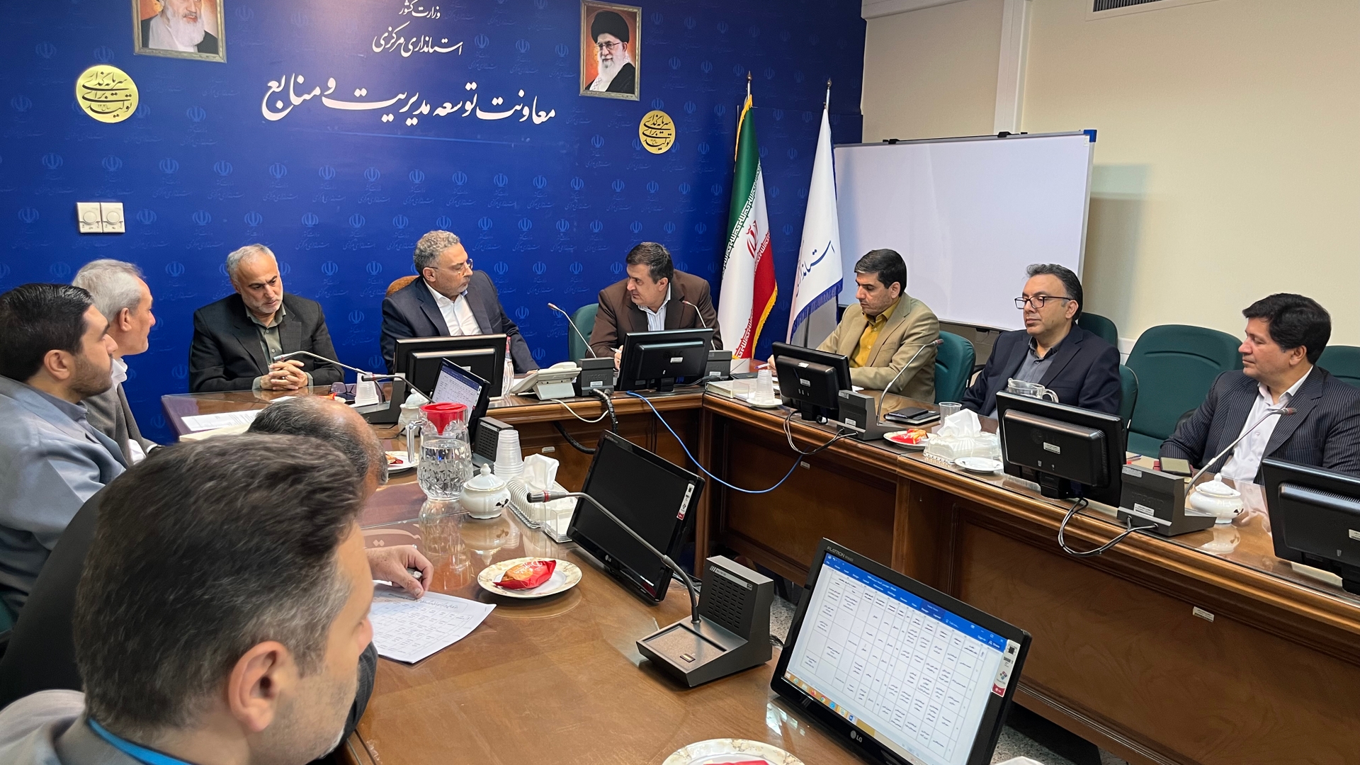 برگزاری جلسه کمیته سرمایه انسانی استانداری