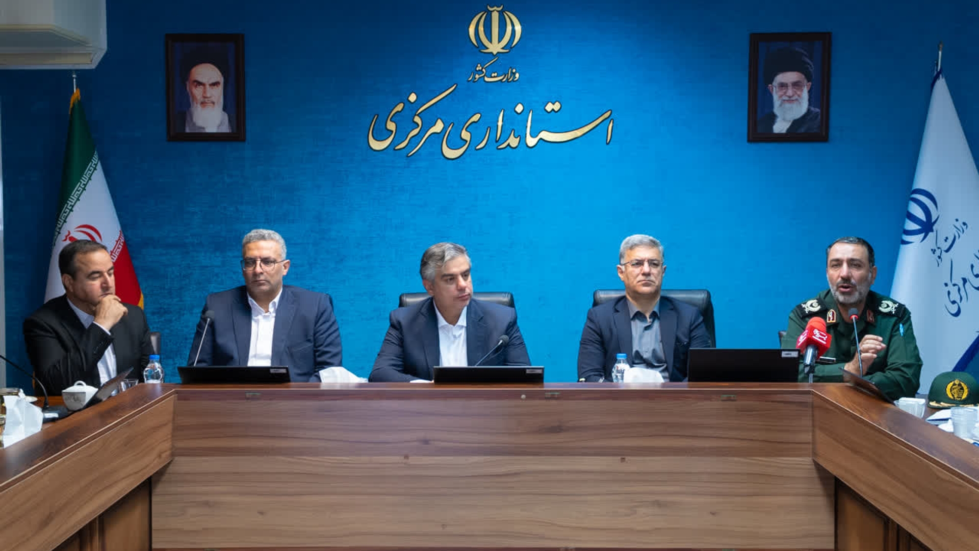 ادامه مسیر شهدا وظیفه‌ای ملی و دینی است/ شهیدپروری و ولایت‌مداری ارکان هویت نظام اسلامی