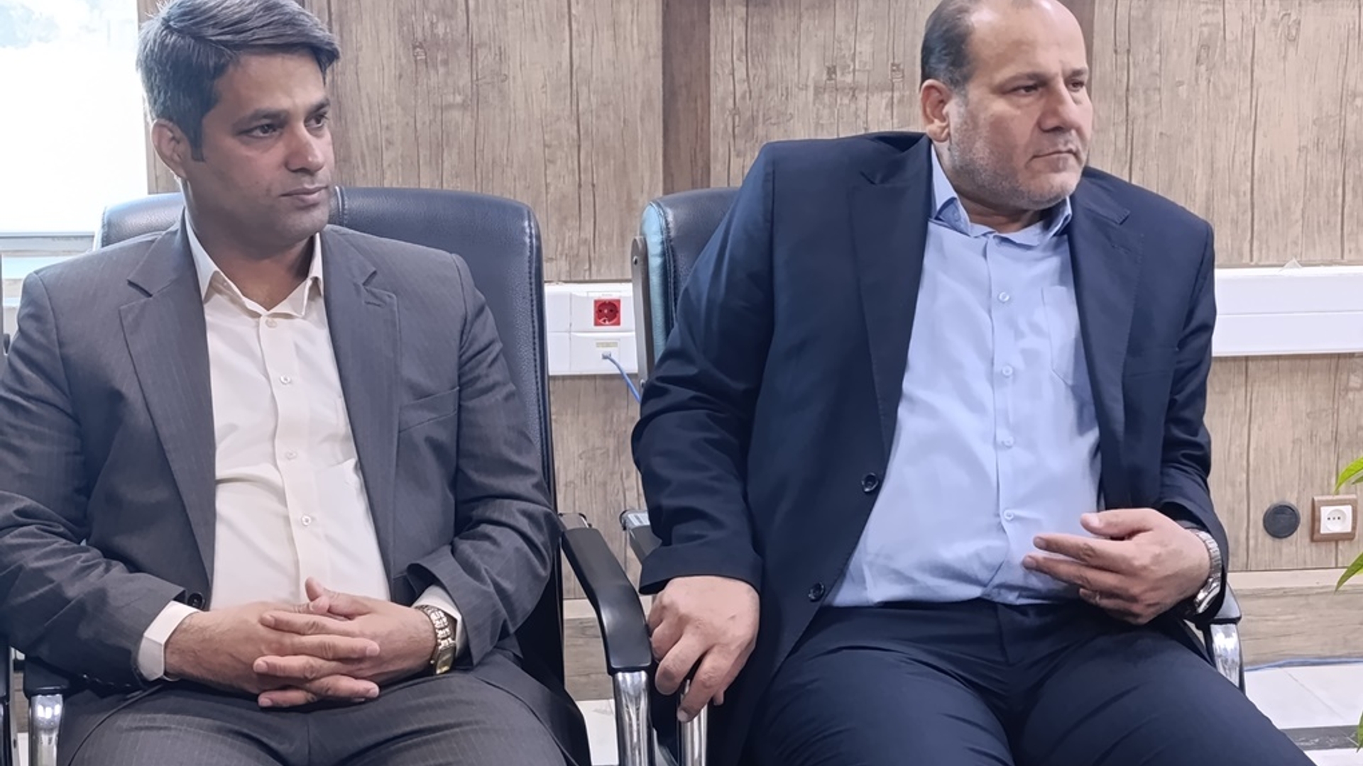 نشست مدیر عامل شرکت گاز استان با فرماندار شهرستان خمین