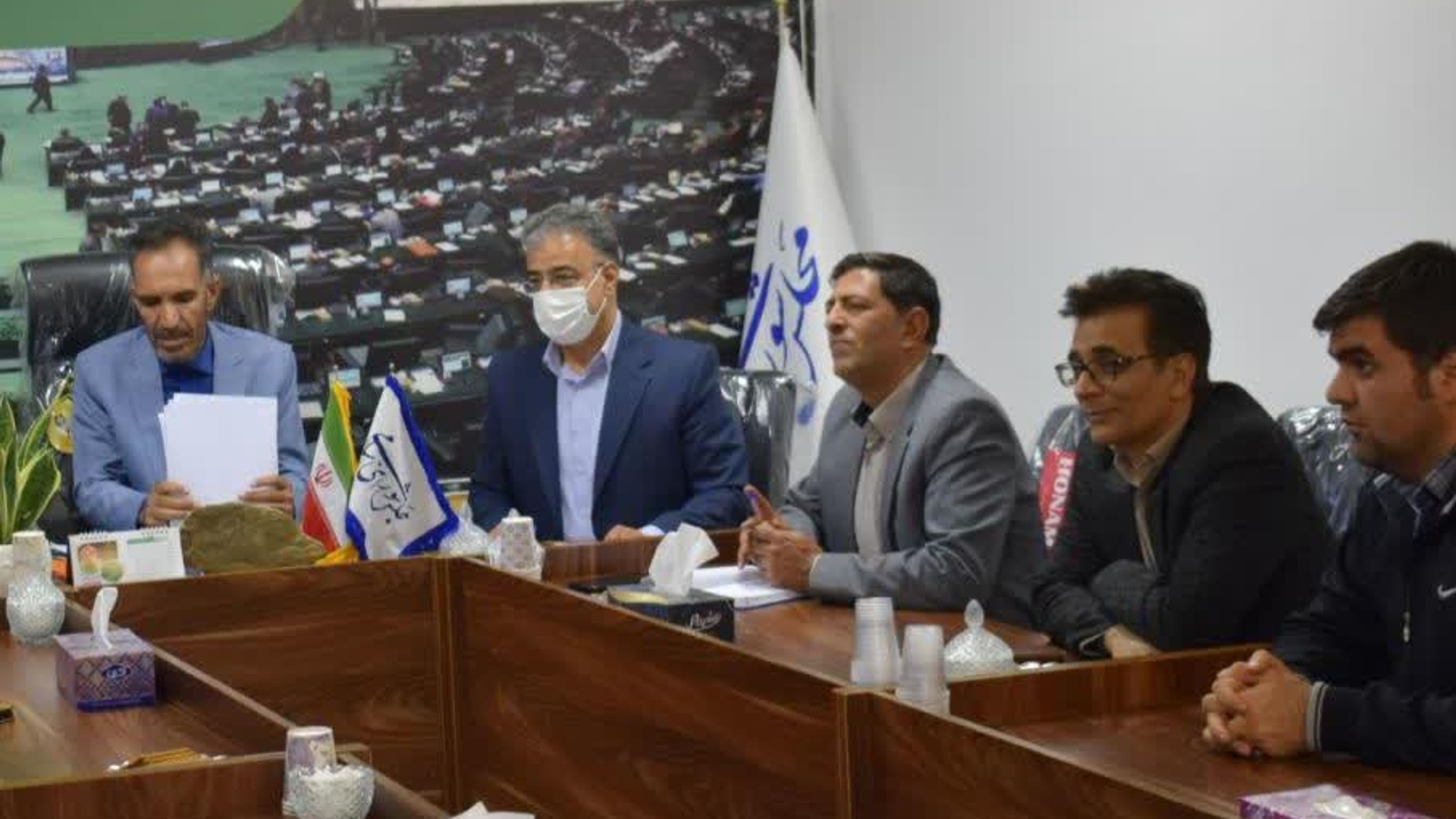 نشست بررسی مسائل و مشکلات حوزه منابع طبیعی شهرستان خمین برگزار شد