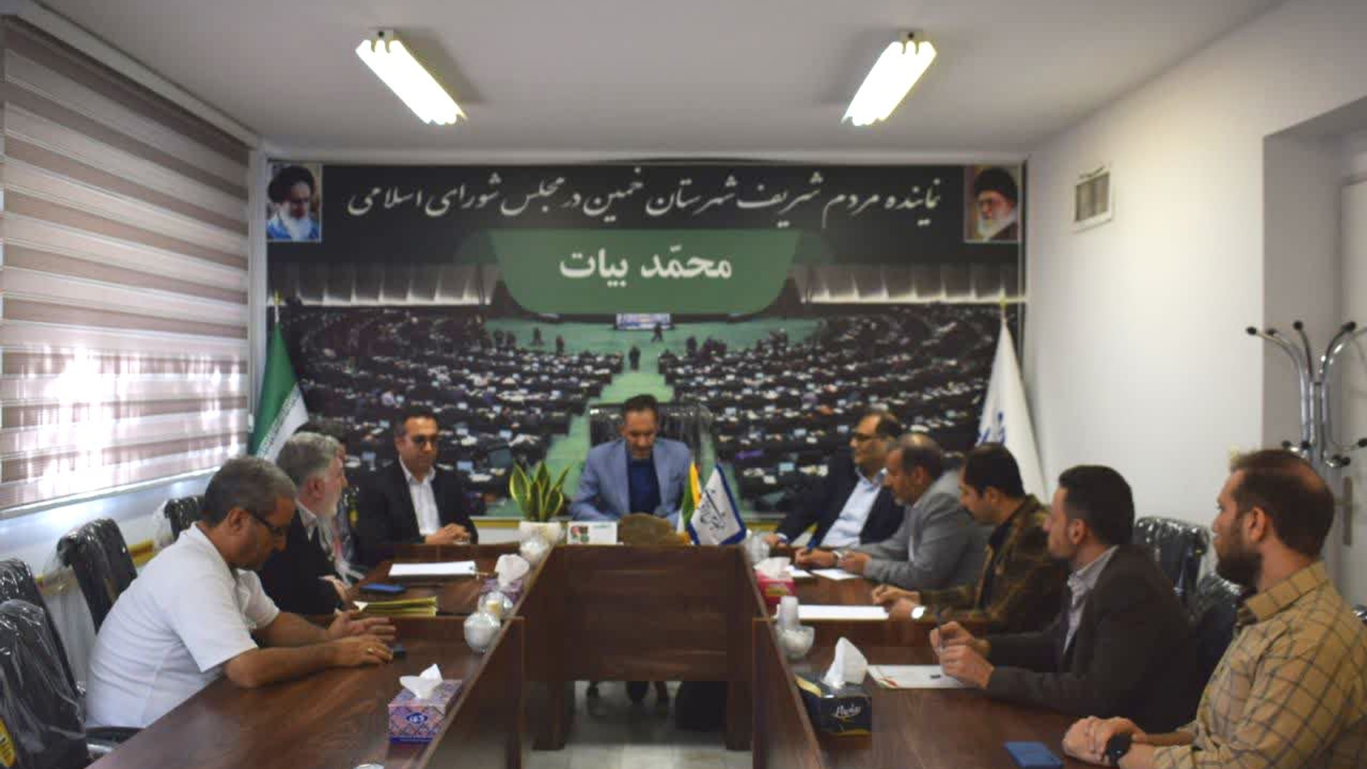 نشست بررسی مسائل و مشکلات شهرک و نواحی صنعتی شهرستان خمین برگزار شد