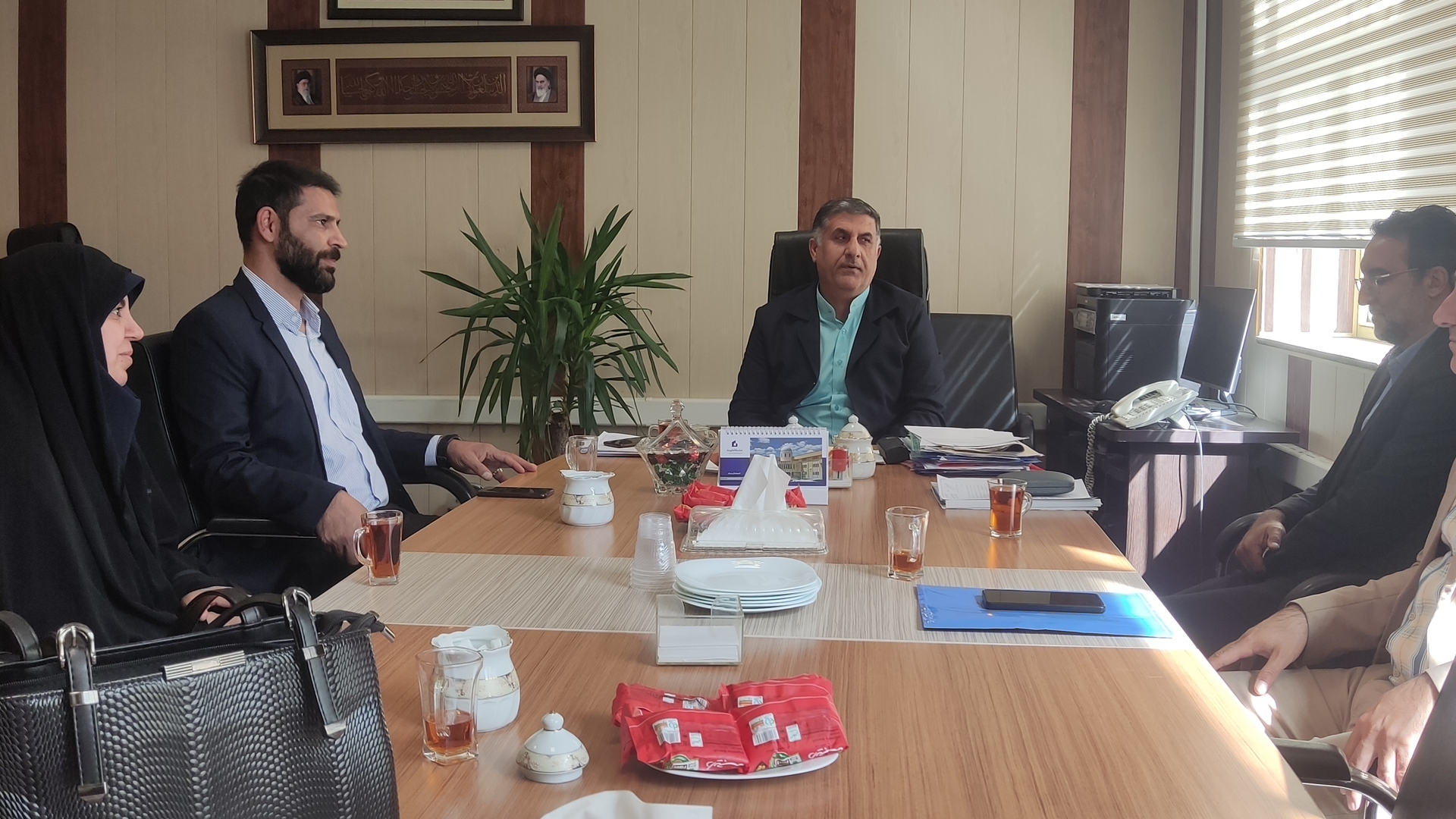 🔹 دیدار شهردار و اعضای شورای اسلامی شهر پرندک با مدیرکل دفتر امور شهری و شوراهای استانداری مرکزی