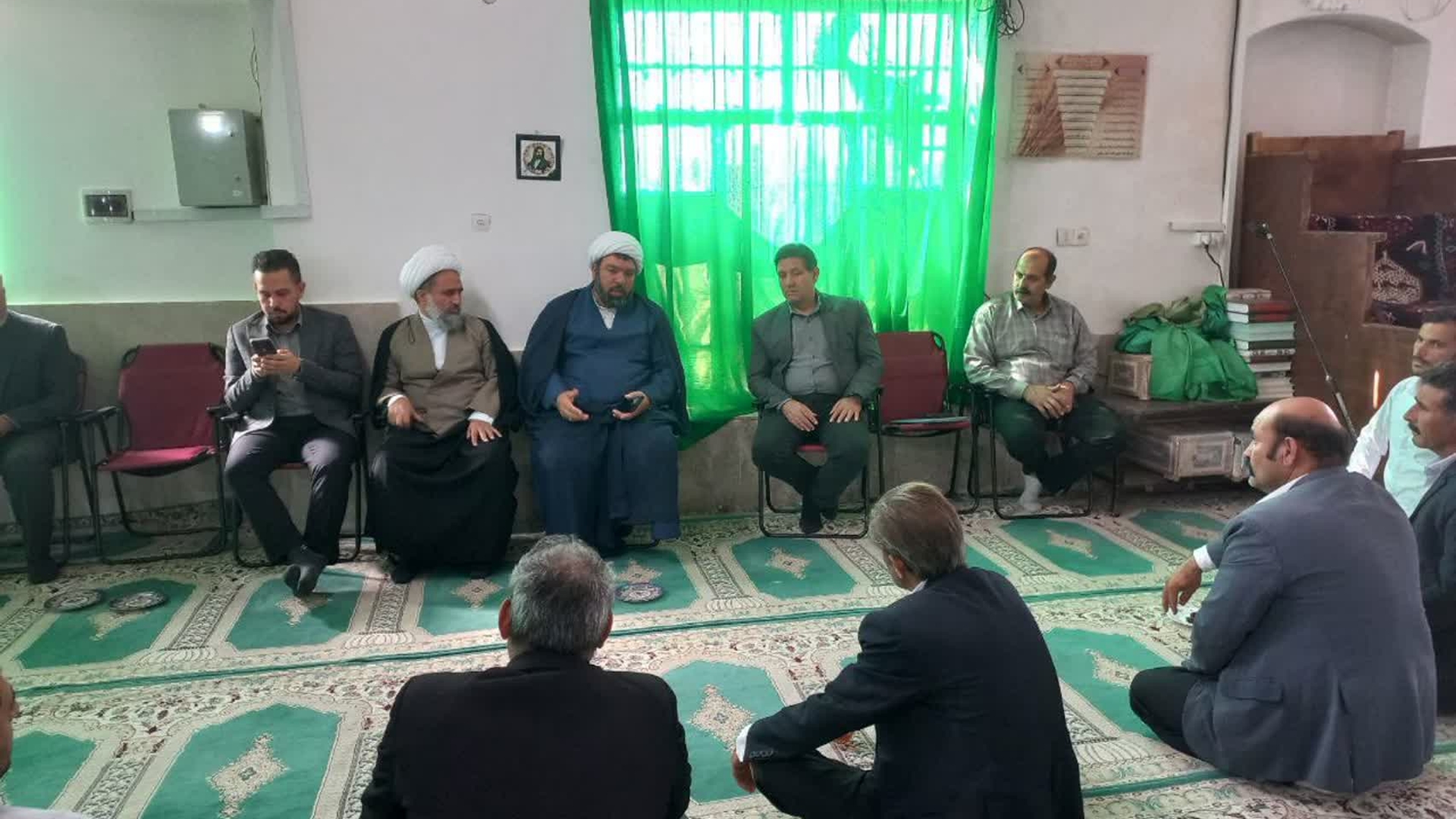 دهگردشی مسئولان شهرستان زرندیه در روستای آغذیگنگ بخش زاویه