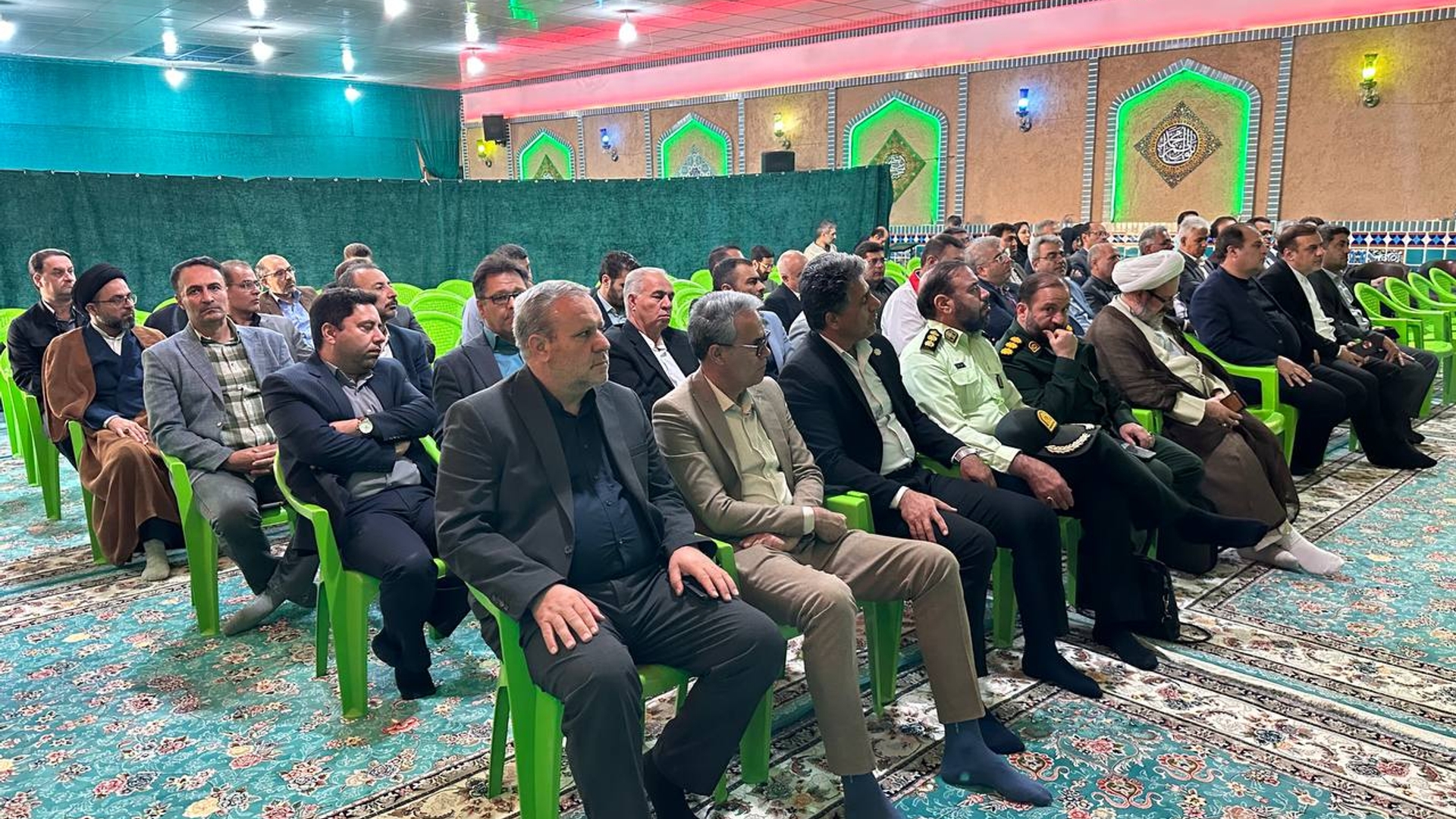 تأکید فرماندار و امام‌جمعه ساوه بر اخلاق‌مداری در مدیریت و خدمتگزاری به مردم