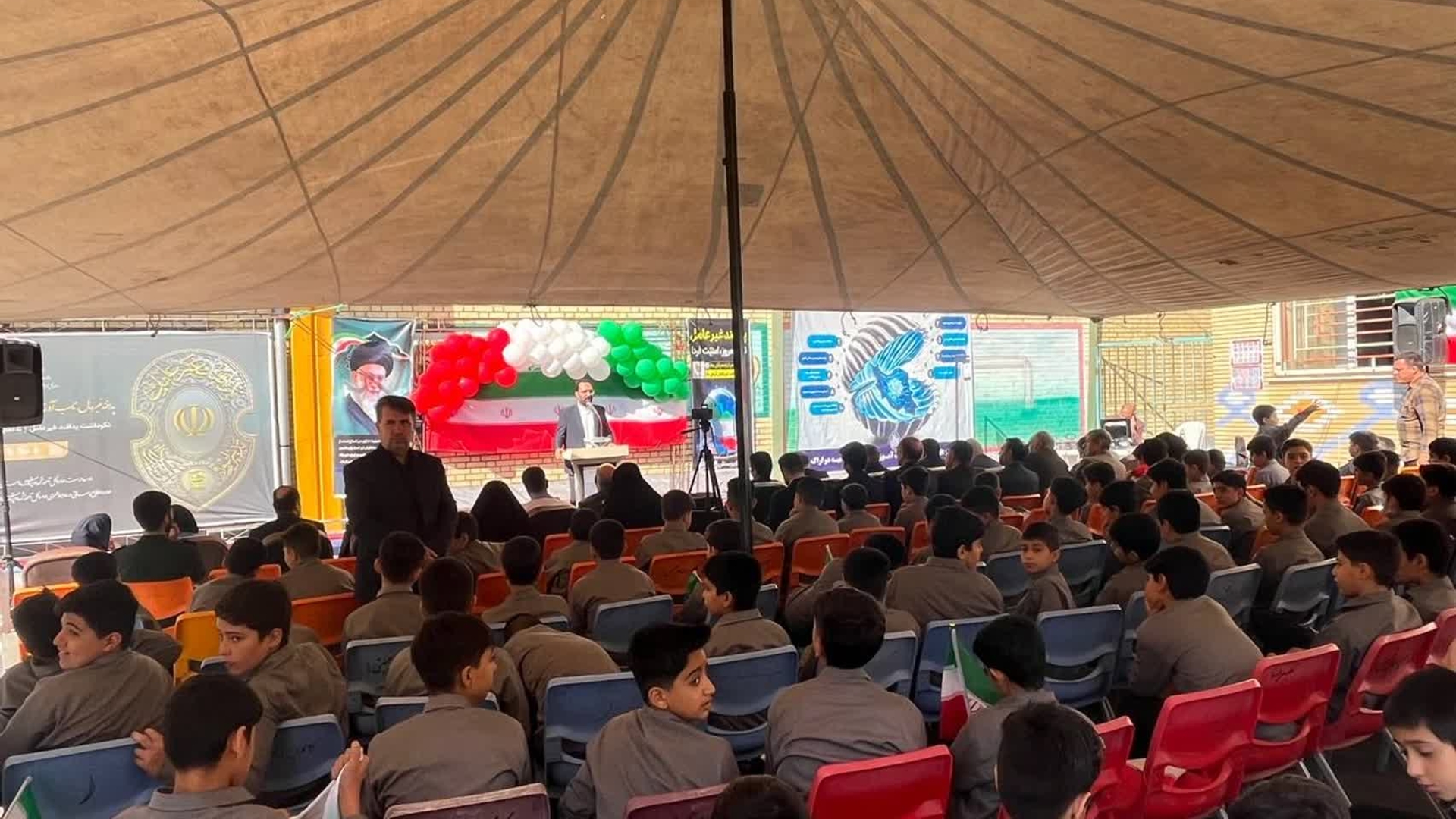 زنگ پدافند غیرعامل در مدرسه حاج‌محمدرضا کاظمی اراک نواخته شد
