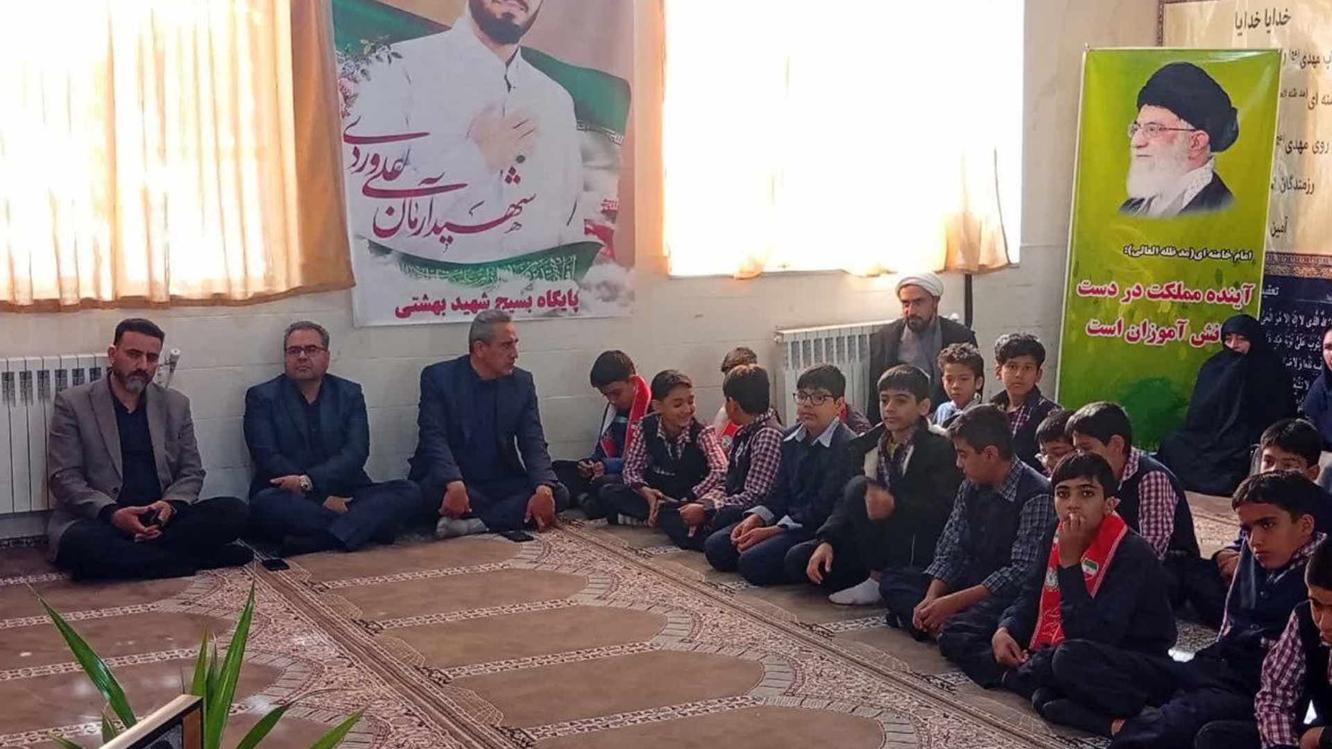 برگزاری مراسم بزرگداشت نخستین شهید فرهنگی استان مرکزی در مدرسه شهید غضنفری محلات