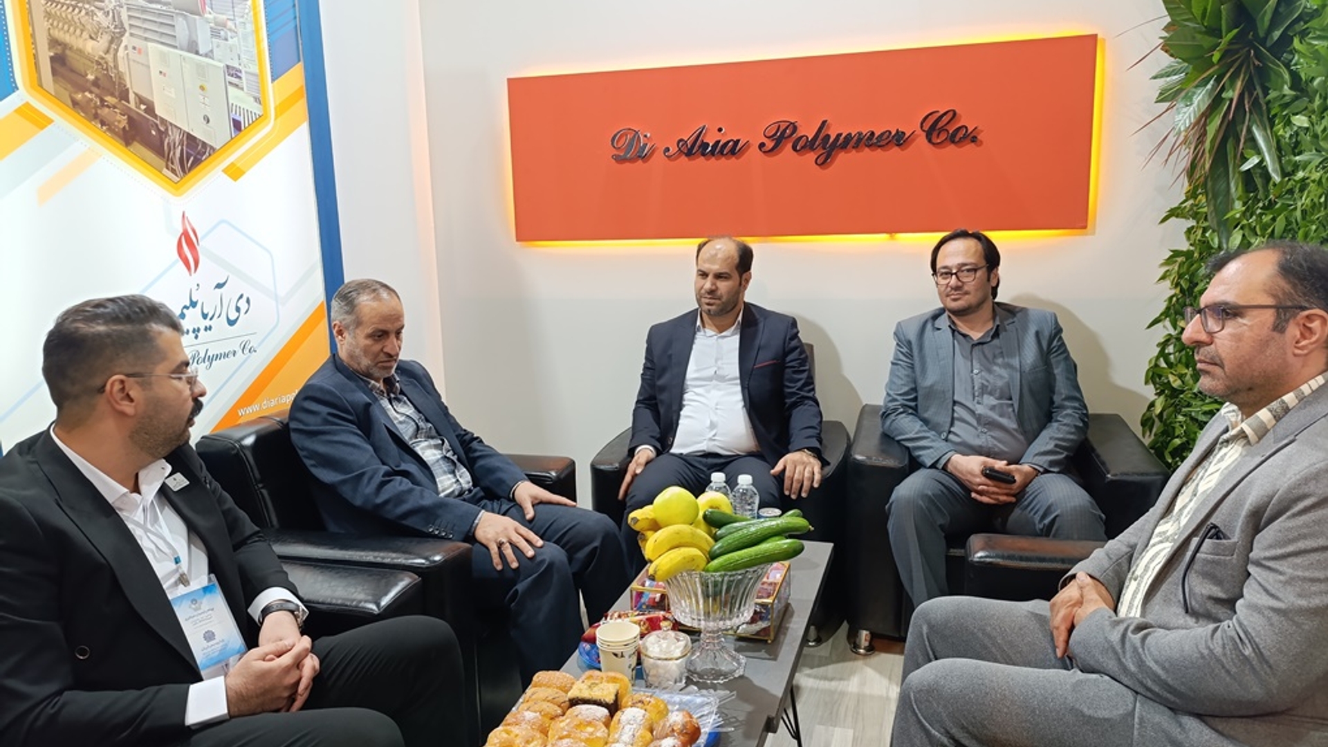 فرماندار از هجدهمین نمایشگاه تخصصی صنعت و پنجمین نمایشگاه تخصصی نفت ، گاز ، پالایشگاه ، پتروشیمی ، نیروگاه و انرژی استان مرکزی بازدید کرد