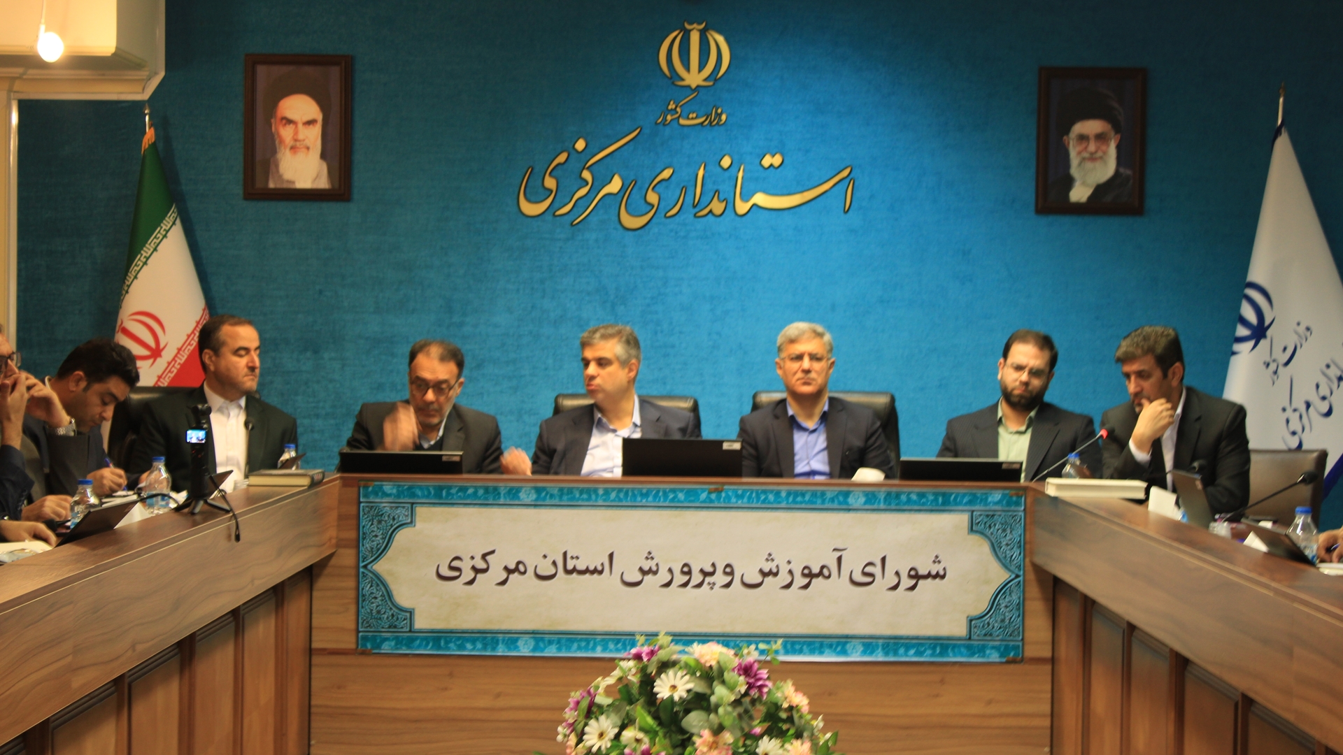 پرورش شخصیت نباید با آموزش یا کنترل مفاهیم مذهبی اشتباه گرفته شود