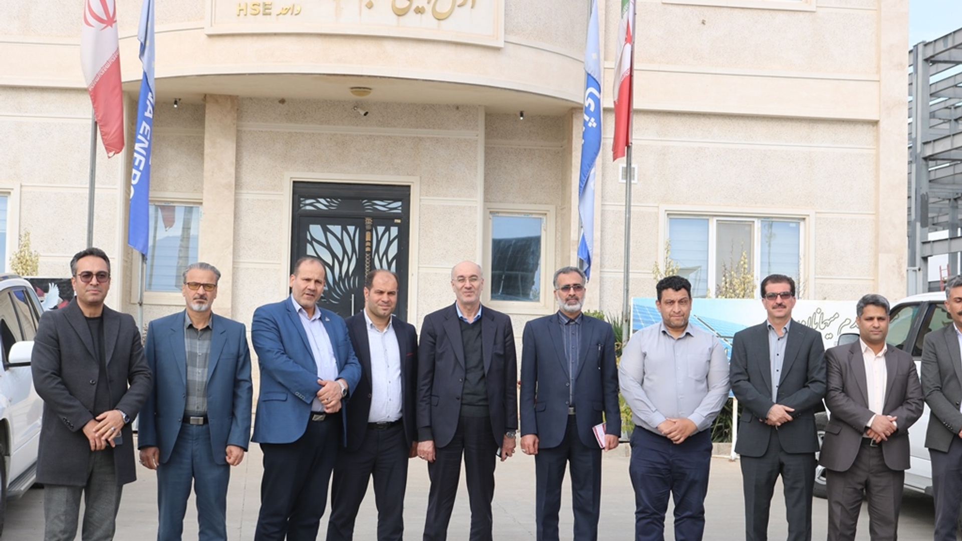 سرپرست معاونت هماهنگی امور اقتصادی استانداری از شرکت مانا انرژی خمین بازدید کرد