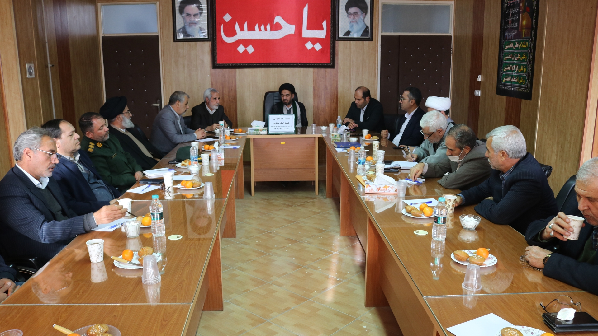 دومین نشست هیات امنای ستاد توسعه و بازسازی عتبات عالیات شهرستان خمین در سال 1404 برگزار شد