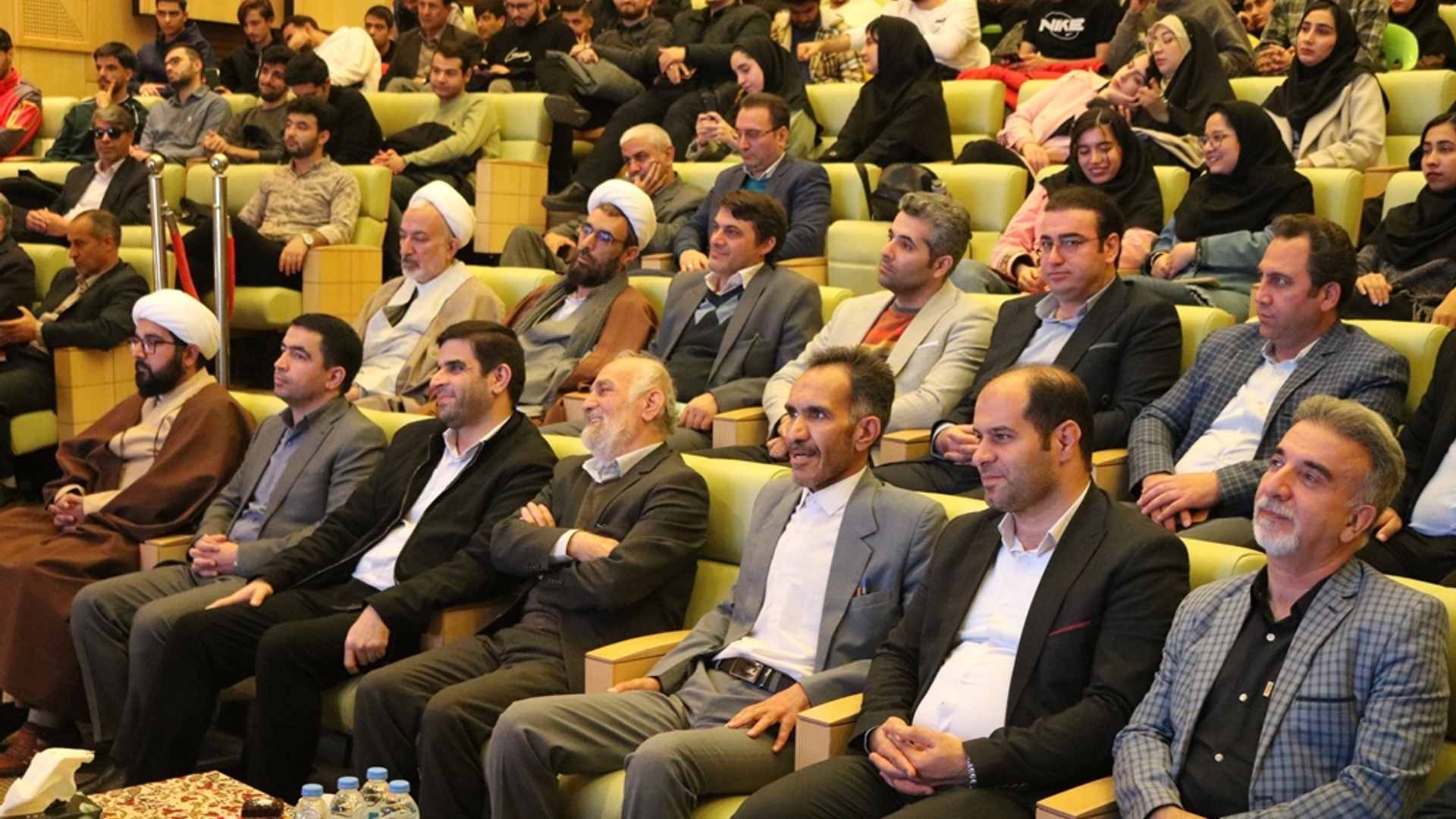 آئین گرامیداشت روز دانشجو در شهرستان خمین برگزار شد