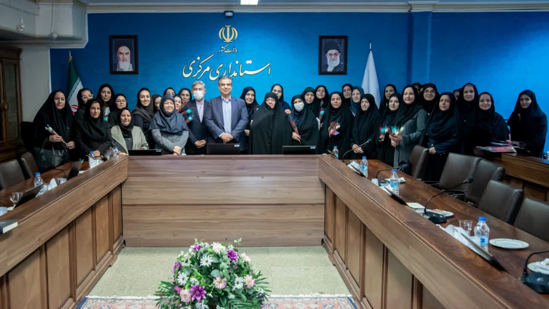بزرگداشت مقام والای زن در استانداری مرکزی