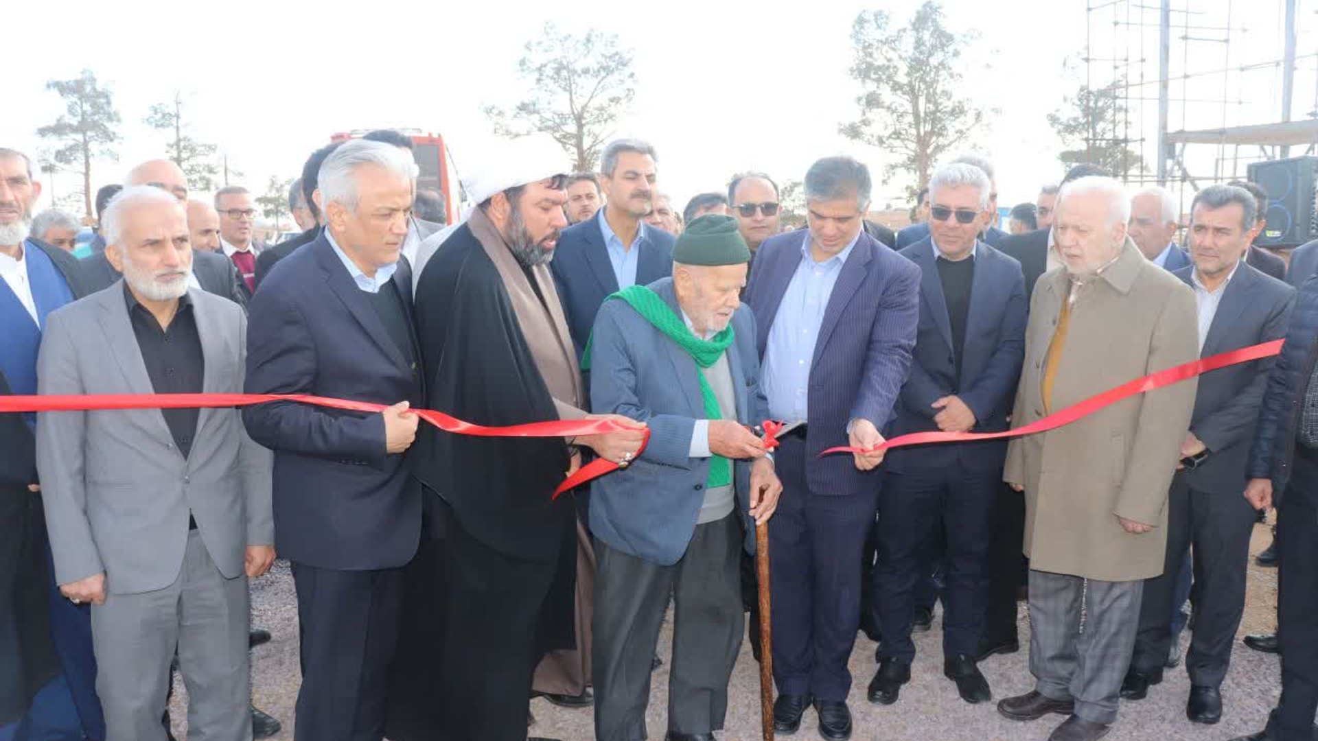 افتتاح نیروگاه ۲ مگاواتی و آغاز ساخت نیروگاه ۱۲ مگاواتی خورشیدی در زرندیه