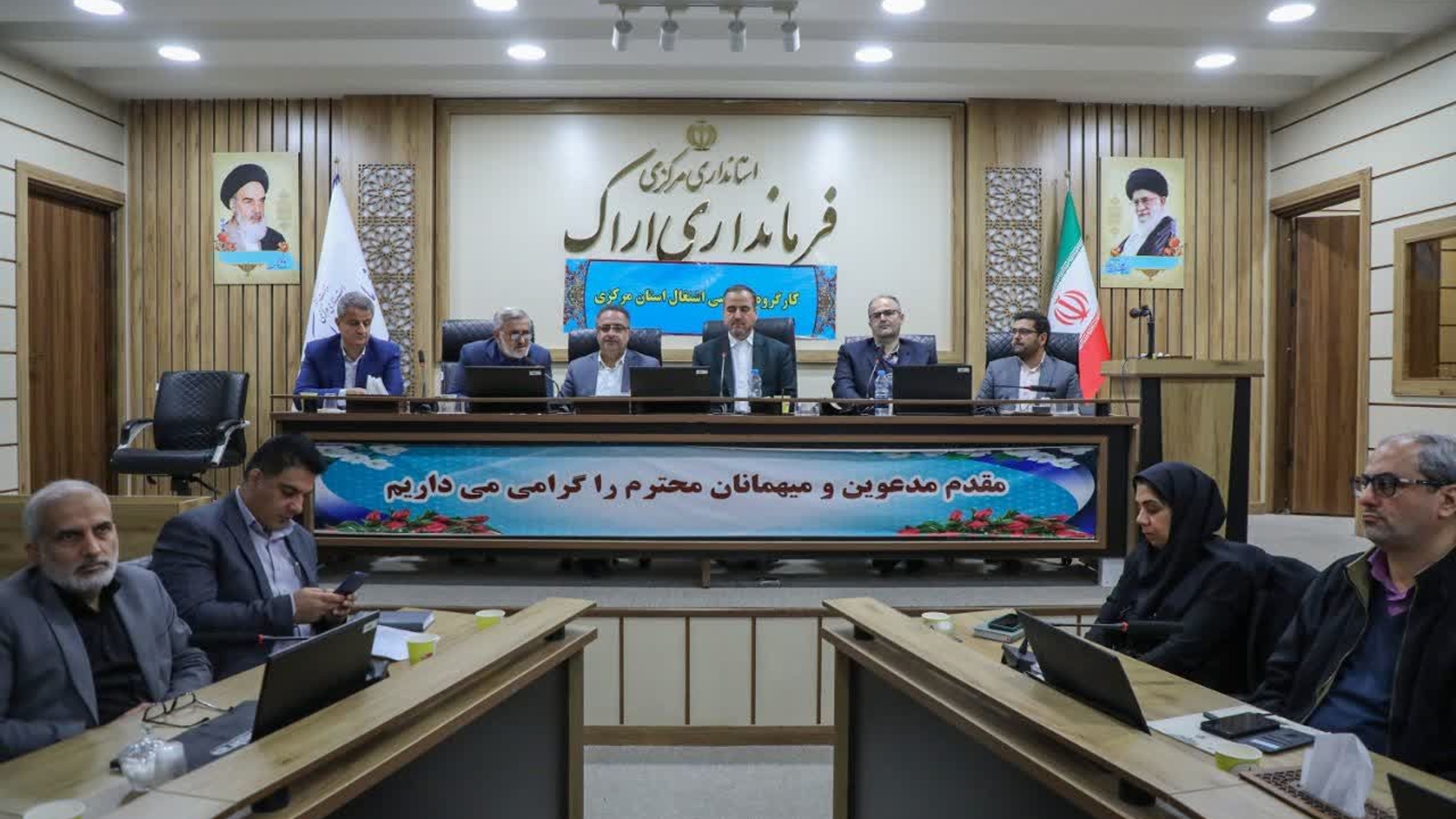 جلسه کارگروه اشتغال و سرمایه‌گذاری و دومین جلسه شورای تعاون استان مرکزی ویژه شهرستان اراک به ریاست حاجی علی بیگی فرماندار اراک وبا حضور مدیرکل تعاون، کار و رفاه اجتماعی استان مرکزی