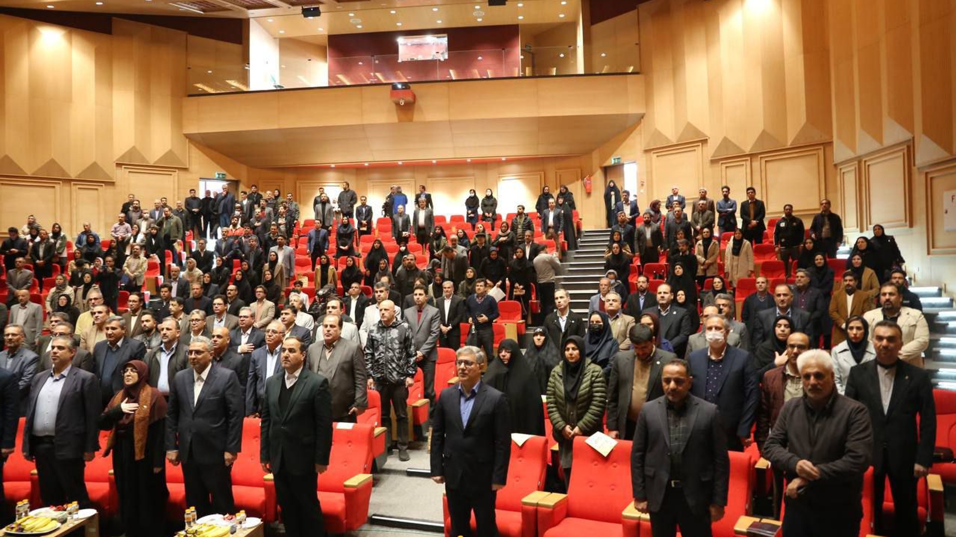 مراسم همایش معرفی و تجلیل از پژوهشگران و فناوران برتر استان مرکزی برگزار شد