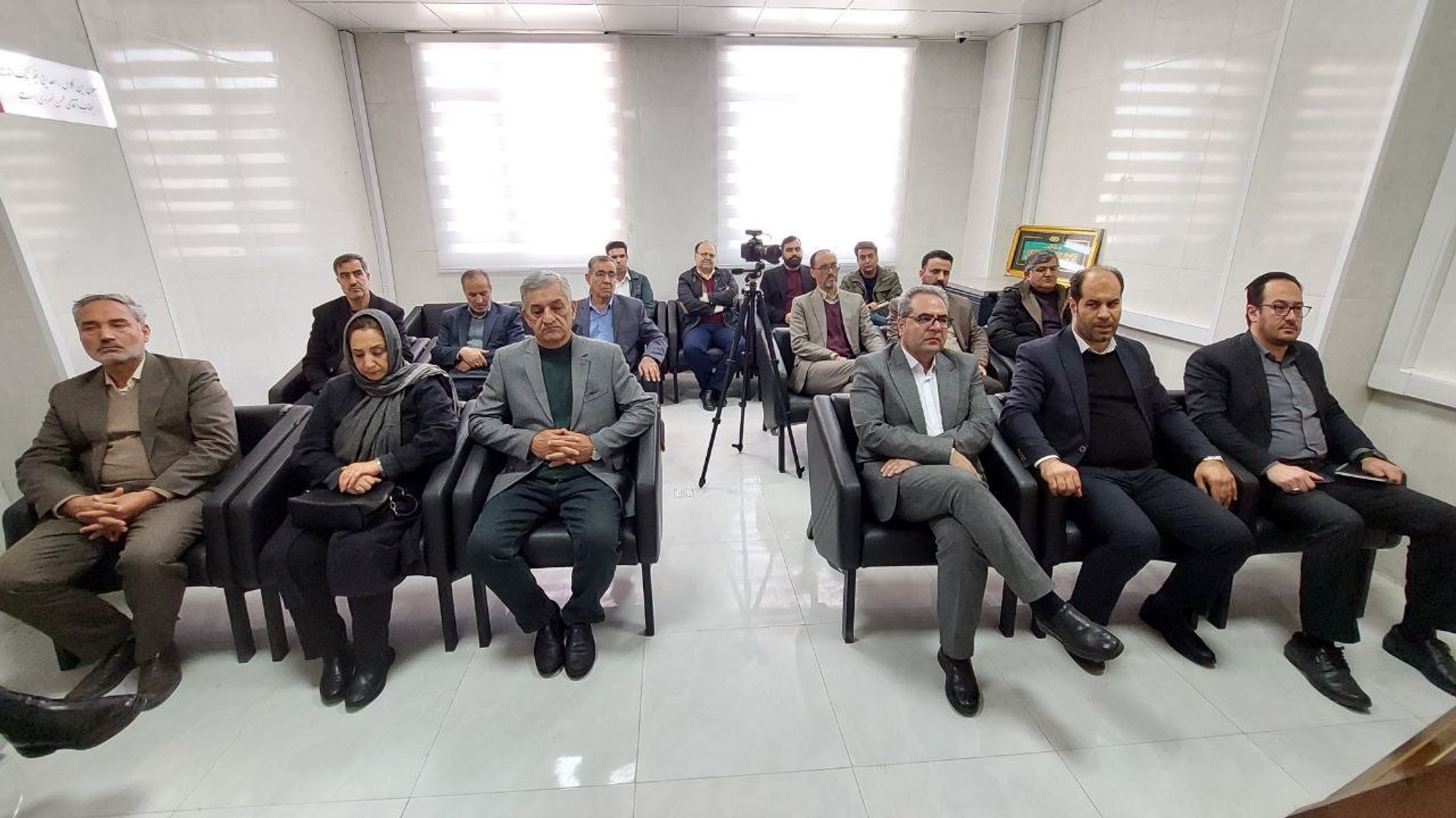 بازدید فرماندار شهرستان محلات از پایگاه انتقال خون شهرستان خمین و افتتاح دفتر نمایندگی مجمع خیرین انتقال خون در این پایگاه