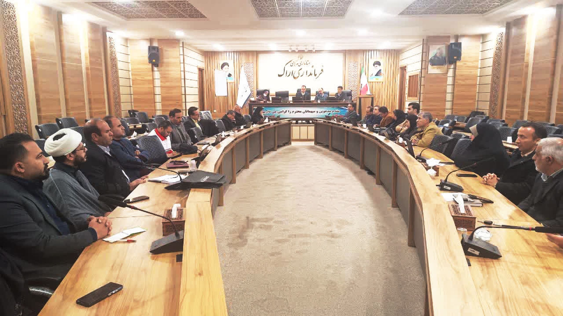 🔰پنجمین جلسه ستاد ساماندهی امور جوانان اراک برگزار شد؛ تأکید بر الگوسازی و پژوهش‌محوری در برنامه‌ریزی‌های جوانان