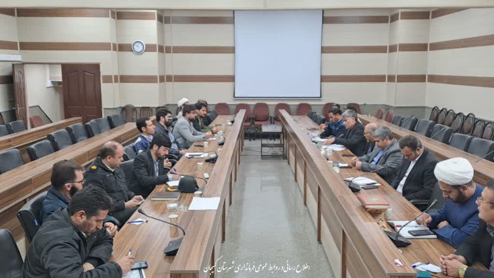 🔻برگزاری جلسه ستاد ساماندهی اتباع خارجی به ریاست فرماندار شهرستان کمیجان