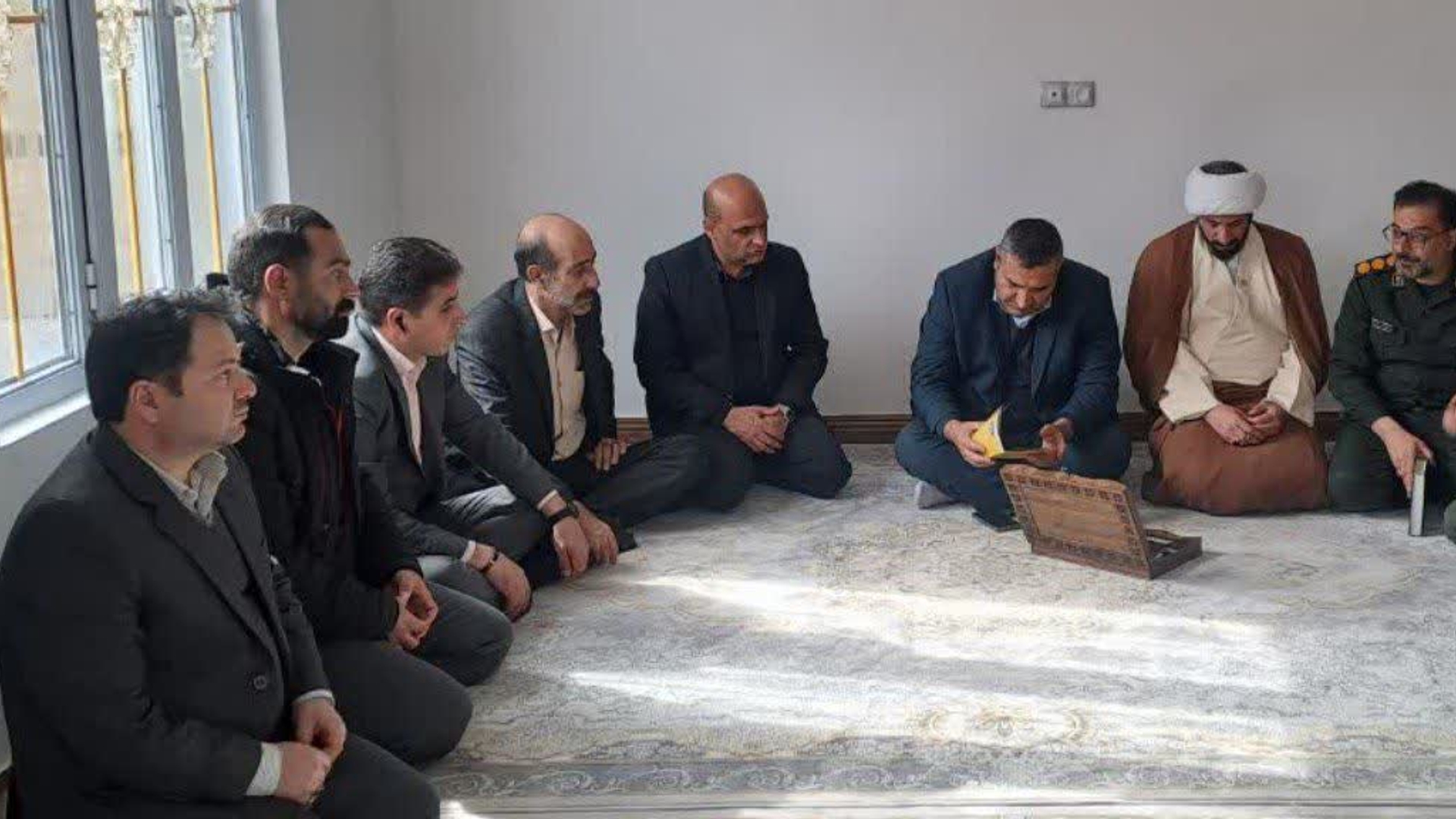 🔻 افتتاح یک باب واحد مسکونی محرومین با حضور فرماندار شهرستان کمیجان به مناسبت دهه فجر