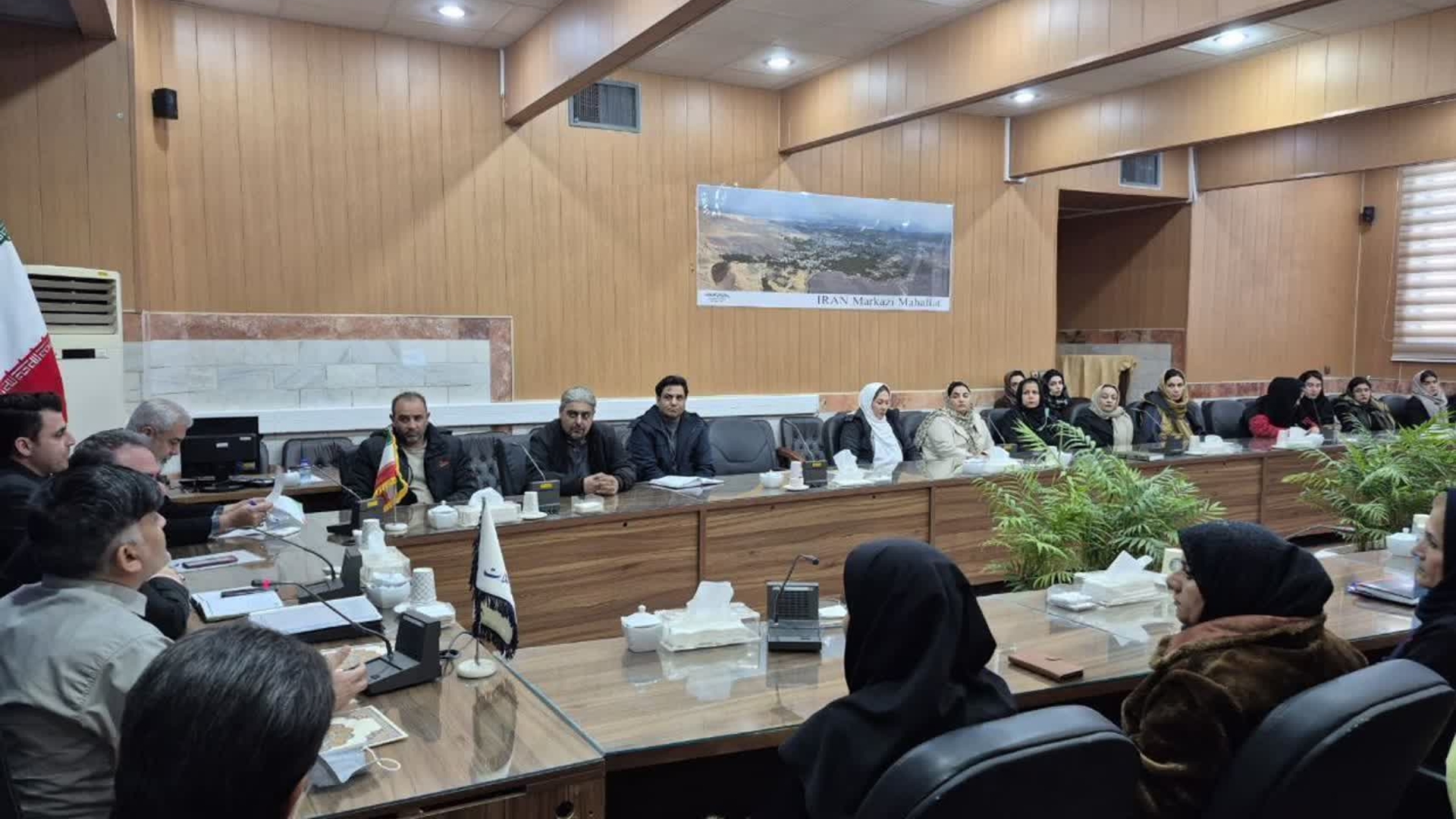 نشست راهبردی هیأت ورزش‌های همگانی شهرستان محلات با فرماندار برگزار شد