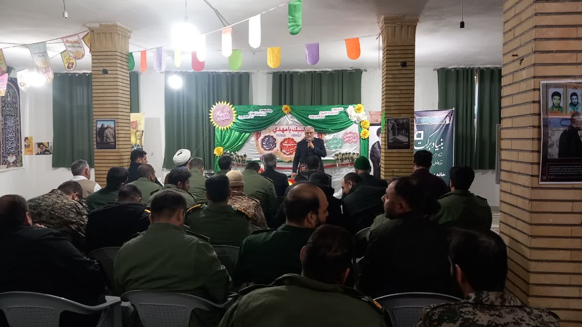برگزاری مراسم ولادت امام حسین (ع) و روز پاسدار در حسینیه شهدای آسیابک