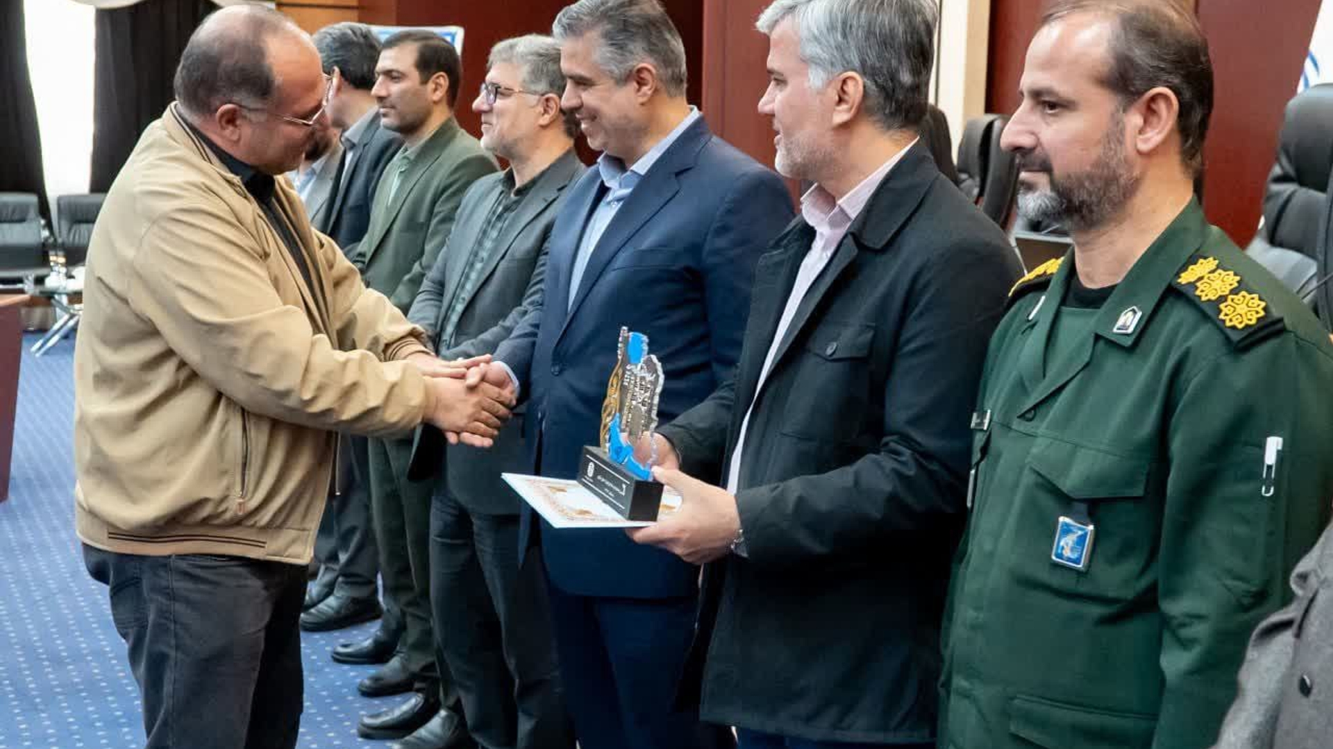 برادر ارجمند جناب آقای علی فرقانی
خبرنگار خبرگزاری ایسنا در شهرستان ساوه