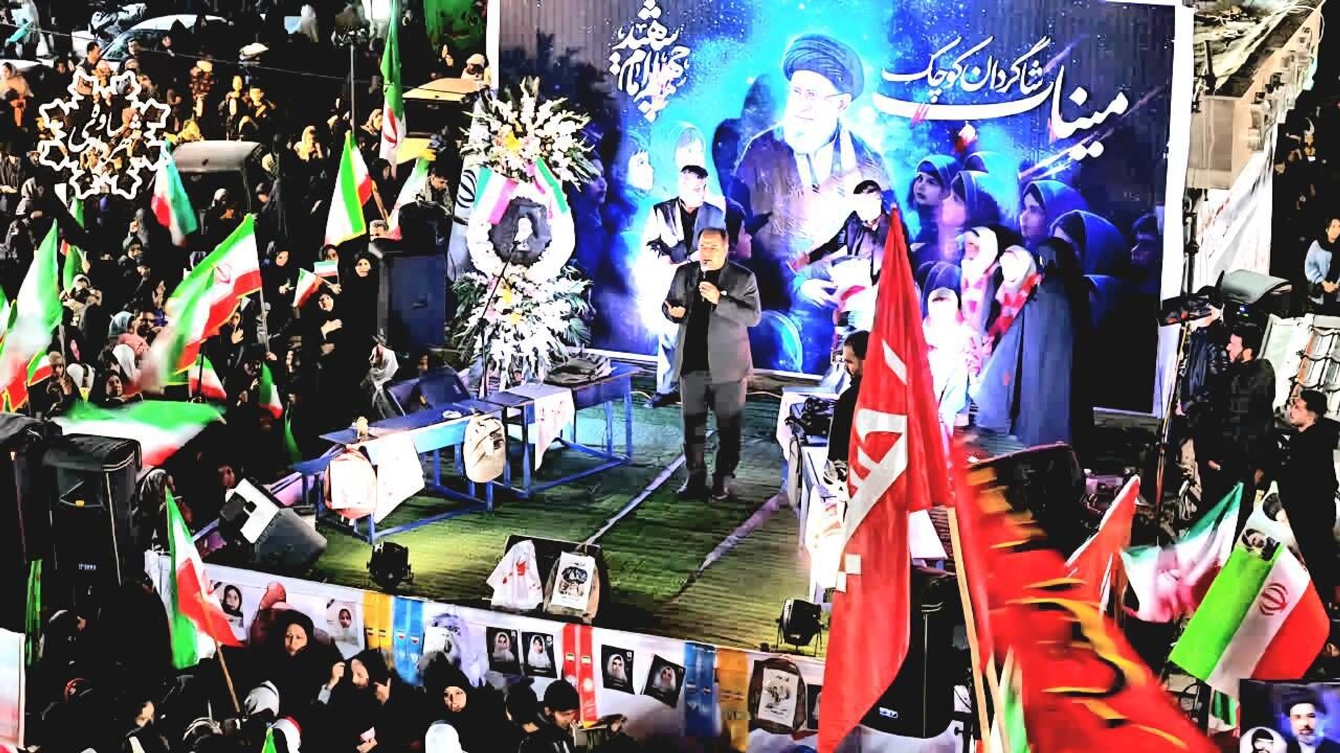 فرماندار ساوه: خواسته دشمن تضعیف همبستگی ملی است