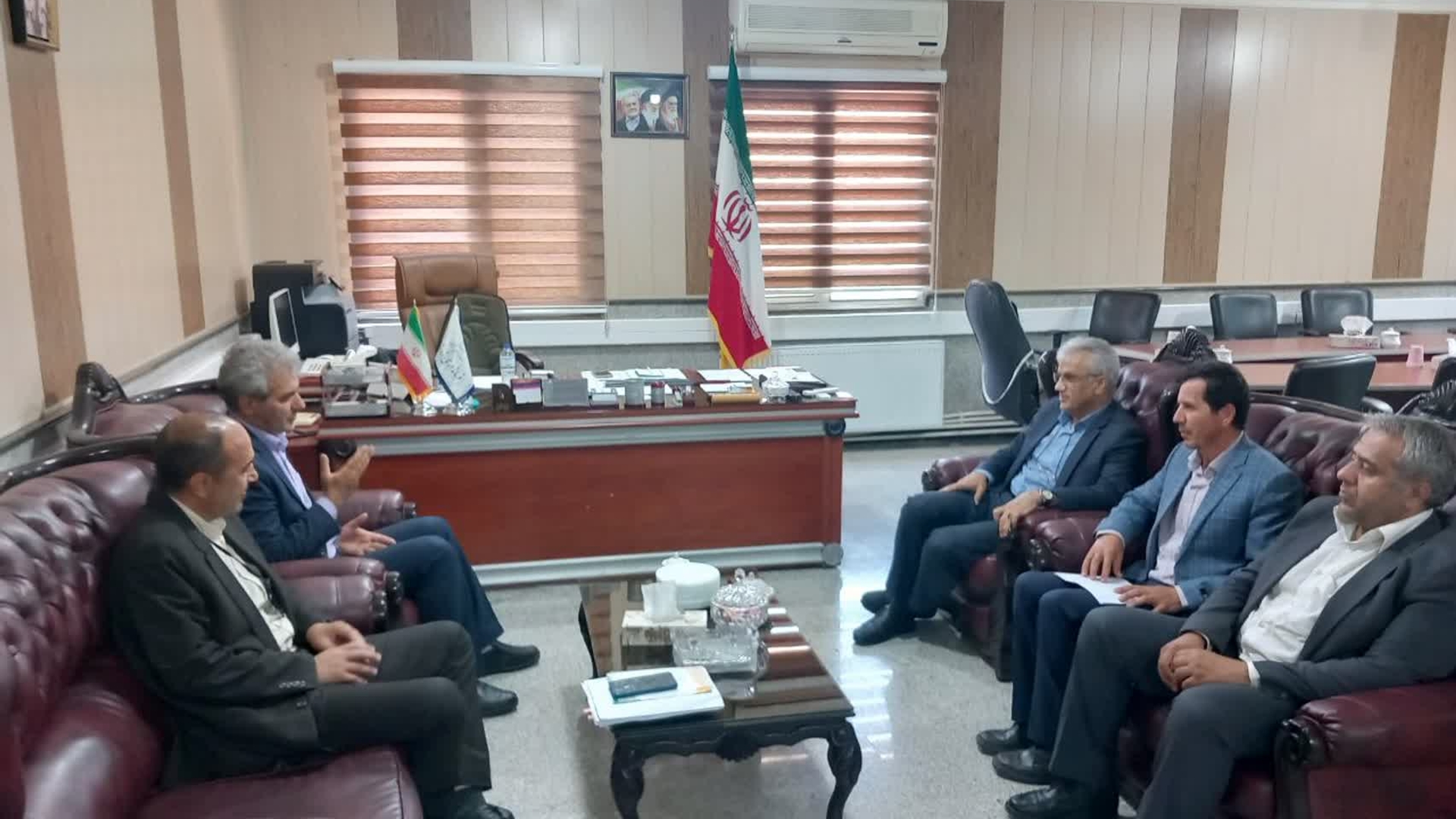 مهم‌ترین مسائل زیست‌محیطی زرندیه در دیدار مدیرکل محیط زیست استان با فرماندار بررسی شد