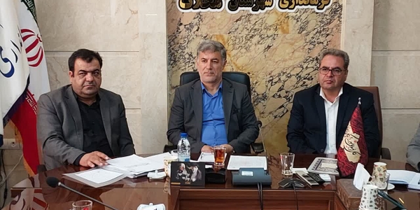 تأکید بر آمادگی کامل دستگاه‌های اجرایی و مقابله هوشمندانه با قاچاق کالا و ارز در جلسه کمیسیون مبارزه با قاچاق کالا و ارز شهرستان محلات