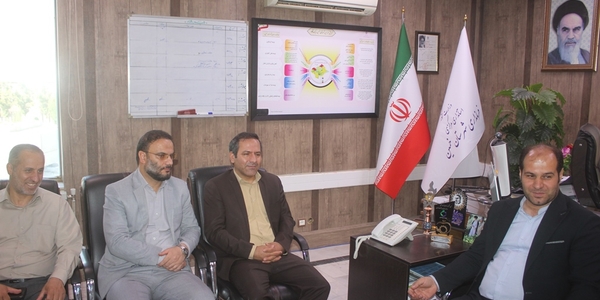 رئیس دادگستری ، دادستان عمومی و انقلاب و فرمانده انتظامی شهرستان با فرماندار خمین دیدار کردند