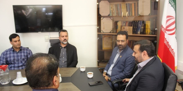 تبریک مدیرکل پدافند غیرعامل استان به مدیرکل دفتر امور امنیتی و انتظامی به مناسبت گرامیداشت هفته ناجا