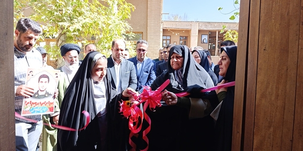 نمایشگاه دستاوردهای روستایی بخش مرکزی شهرستان خمین افتتاح شد