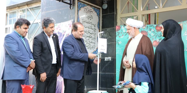 نواخته شدن زنگ آغاز هفته فرهنگی شهرستان ساوه