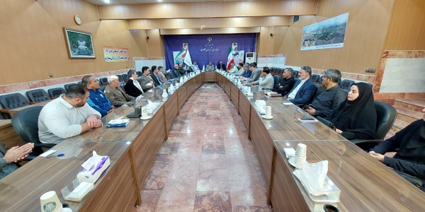 برگزاری جلسه ستاد مناسبت‌های شهرستان محلات با محوریت برنامه‌های ۱۳ آبان و اعزام راهیان نور