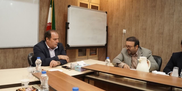 برگزاری نشست برنامه‌ریزی جشنواره انار ساوه با هدف انسجام کمیته‌های اجرایی