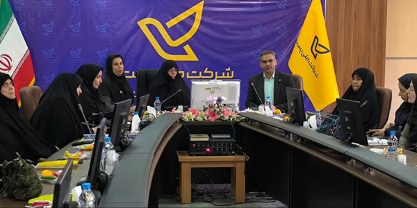 رویداد «بانوی برندساز» با هدف توانمندسازی زنان در حوزه برندسازی شخصی، فروش اخلاق محور و خلق ارزش، امروز با حضور مشاوران بانوی دستگاه‌های اجرایی و مدیران استان در اداره کل پست استان مرکزی برگزار شد.
