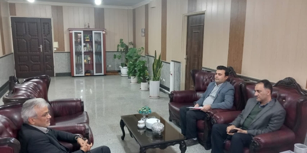 دیدار مدیران و رؤسای دستگاه‌های اجرایی شهرستان با فرماندار زرندیه