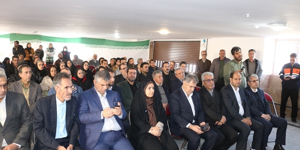 تعداد 2690 واحد نهضت ملی مسکن شهری و روستایی استان به صورت همزمان در خمین افتتاح شد