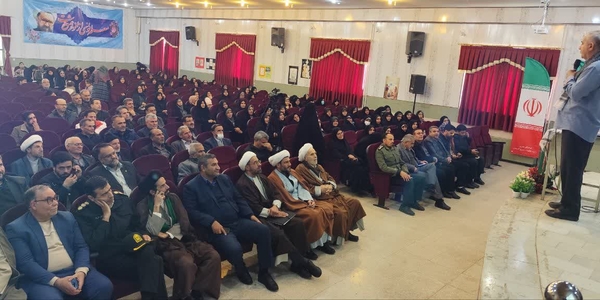 🔻حضور فرماندار شهرستان کمیجان در یادواره شهدا و مراسم بزرگداشت سالروز شهادت حاج قاسم سلیمانی و یوم‌الله ۹ دی