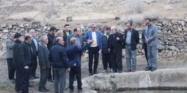 بازدید میدانی فرماندار ویژه ساوه از روستای یکه‌باغ بخش مرکزی