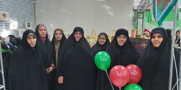 افتتاحیه نمایشگاه بزرگ محصولات صنایع‌دستی و غذایی شهر مهاجران باحضورمفتح زاده مدیر کل دفتر امور زنان وخانواده استانداری مرکزی