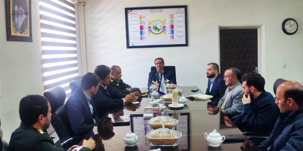 جلسه هماهنگی اجرای طرح نیروگاه خورشیدی ۶ مگاواتی در شهرستان خنداب