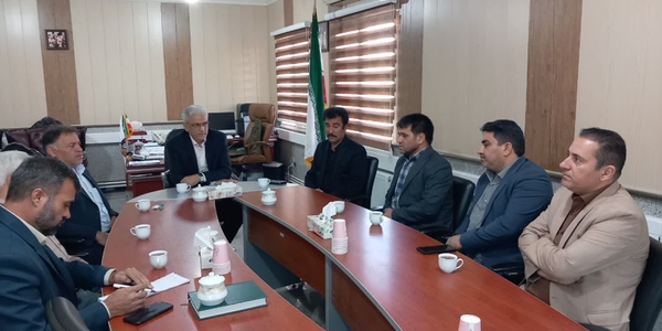 گفت‌وگو درباره مسائل و مشکلات شهرها و روستاهای شهرستان زرندیه